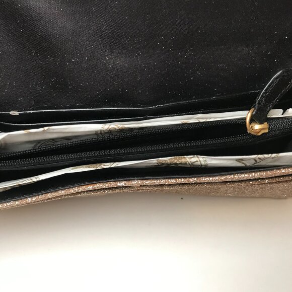 Juicy Couture Convertible Purse/Clutch/Wallet New With Tags - Picture 5 of 10